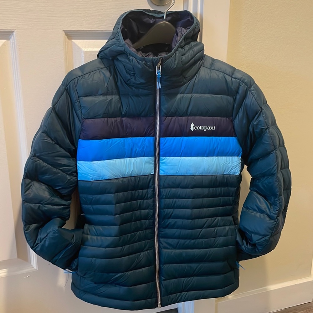 Women’s Cotopaxi Fuego Hooded Down Jacket, size small